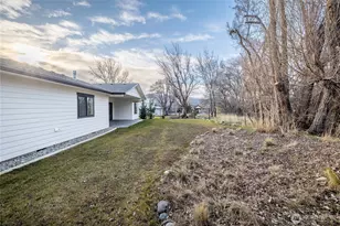 271 NW Chinook Wy, East Wenatchee, WA 98802 - Photo 27