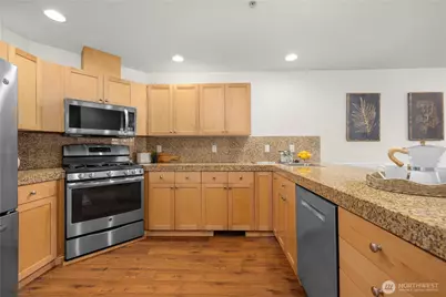 2433 NW 59th Street #101, Seattle, WA 98107 - Photo 15