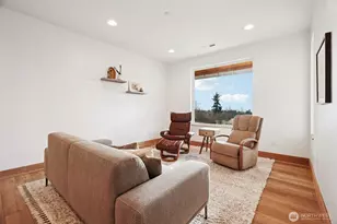 3721 NW 378th St, La Center, WA 98629 - Photo 9