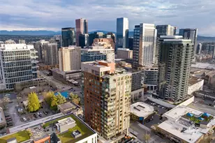 10232 NE 10th St, Bellevue, WA 98004 - Photo 37