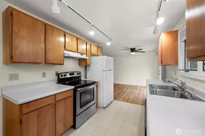 314 Dungeness Meadows, Sequim, WA 98382 - Photo 11