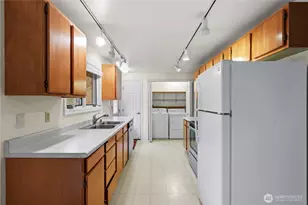 314 Dungeness Meadows, Sequim, WA 98382 - Photo 9