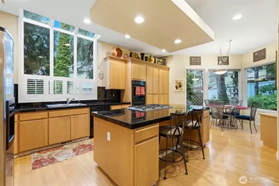 5633 194th Lane SE, Issaquah, WA 98027 - Photo 13