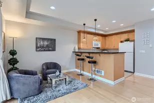 10047 Main St, Bellevue, WA 98004 - Photo 11