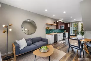 302 N 107th St, Seattle, WA 98133 - Photo 7