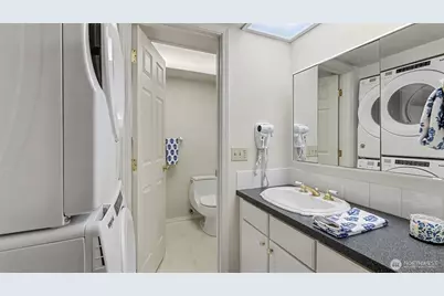 16012 SE 172nd Place, Renton, WA 98058 - Photo 17