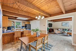 2513 29th St, Anacortes, WA 98221 - Photo 13