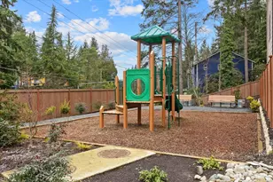 23413 Edmonds Way, Edmonds, WA 98026 - Photo 35