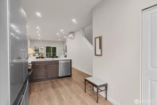 23413 Edmonds Way, Edmonds, WA 98026 - Photo 13