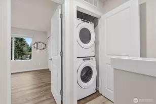 23413 Edmonds Way, Edmonds, WA 98026 - Photo 17