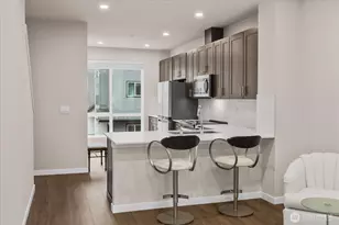 23413 Edmonds Way, Edmonds, WA 98026 - Photo 9