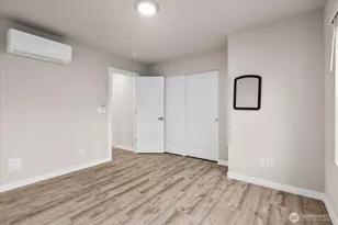 23413 Edmonds Way, Edmonds, WA 98026 - Photo 27