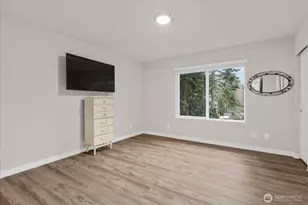 23413 Edmonds Way, Edmonds, WA 98026 - Photo 19