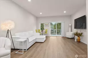 23413 Edmonds Way, Edmonds, WA 98026 - Photo 7