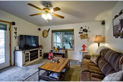 15922 Agate Street SE, Yelm, WA 98597 - Photo 9