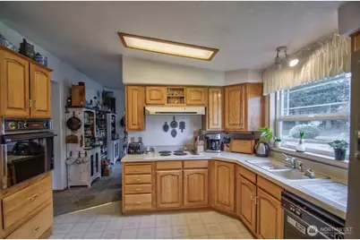 15922 Agate Street SE, Yelm, WA 98597 - Photo 13