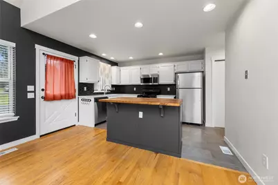 1110 15th Avenue SW, Puyallup, WA 98371 - Photo 15