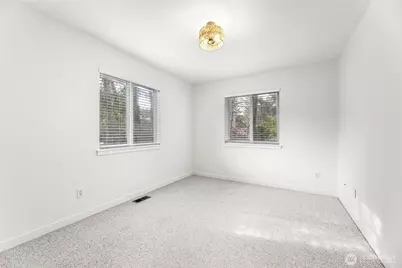 1110 15th Avenue SW, Puyallup, WA 98371 - Photo 17