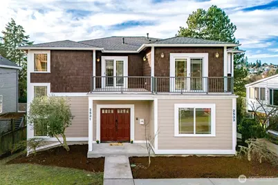 2531 30th Avenue W, Seattle, WA 98199 - Photo 1
