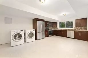 2531 30th Ave W, Seattle, WA 98199 - Photo 21