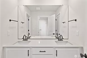 3981 McCormick Vlg Dr, Bremerton, WA 98312 - Photo 19