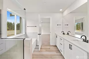 3981 McCormick Vlg Dr, Bremerton, WA 98312 - Photo 25