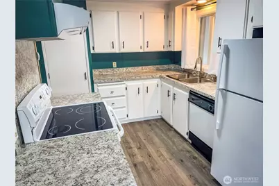 1841 Trosper Road SW #31B, Tumwater, WA 98512 - Photo 11