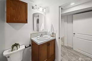 1215 N Alder St, Tacoma, WA 98406 - Photo 33