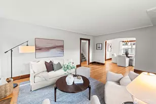 1215 N Alder St, Tacoma, WA 98406 - Photo 9