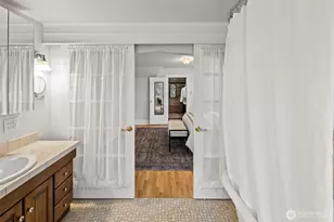 1215 N Alder St, Tacoma, WA 98406 - Photo 23