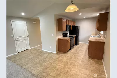 1242 SW Carver Street, College Place, WA 99324 - Photo 7