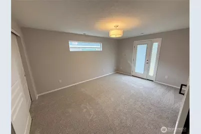 1242 SW Carver Street, College Place, WA 99324 - Photo 9