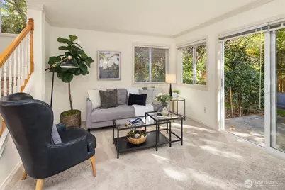 112 9th Lane #112, Kirkland, WA 98033 - Photo 17