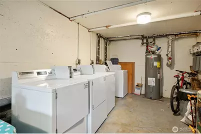 2014 SW 152nd Street, Burien, WA 98166 - Photo 25