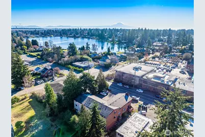 2014 SW 152nd Street, Burien, WA 98166 - Photo 7