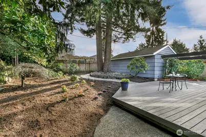 12044 2nd Avenue NW, Seattle, WA 98177 - Photo 23