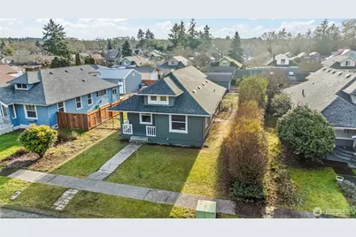 504 Dupont Avenue, DuPont, WA 98327 - Photo 3