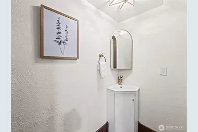 504 Dupont Avenue, DuPont, WA 98327 - Photo 21