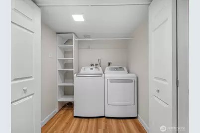 166 Newton Street, Seattle, WA 98109 - Photo 21