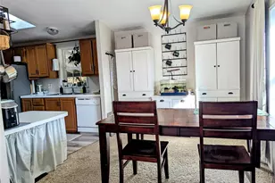 5400 Meeker Dr, Kalama, WA 98625 - Photo 9