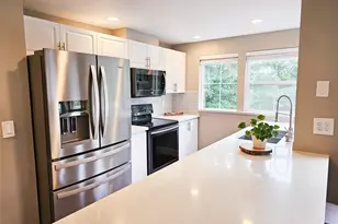 2272 Newport Way NW, Issaquah, WA 98027 - Photo 19