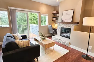 2272 Newport Way NW, Issaquah, WA 98027 - Photo 15
