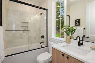 11810 NE 103rd Pl, Kirkland, WA 98033 - Photo 17