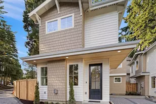 11810 NE 103rd Pl, Kirkland, WA 98033 - Photo 1