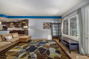 81 Clay St, Seattle, WA 98121 - Photo 13