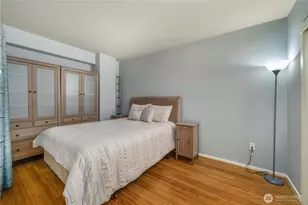 81 Clay St, Seattle, WA 98121 - Photo 11