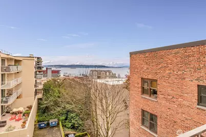505 W Roy Street #304, Seattle, WA 98119 - Photo 23