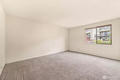 505 W Roy Street #304, Seattle, WA 98119 - Photo 15
