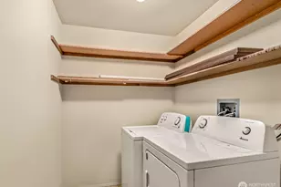 505 W Roy St, Seattle, WA 98119 - Photo 23