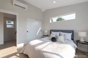 1605 SW Kenyon St, Seattle, WA 98106 - Photo 17